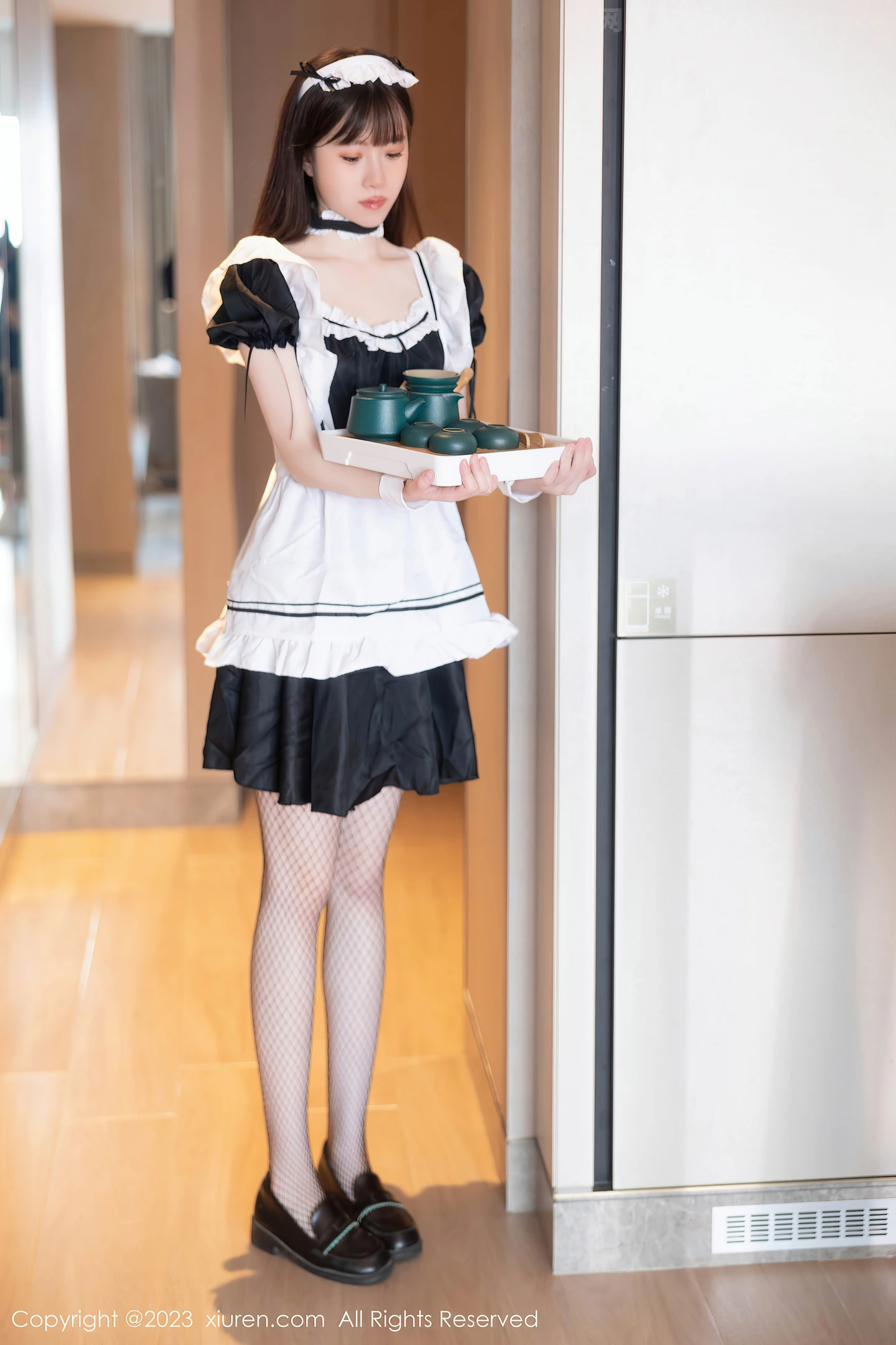 图片[4]-[XiuRen秀人网]VOL.7034 模特林悠悠性感黑色女仆服饰配黑色网格袜秀曼妙身姿诱惑写真84P-秀人网官方网站